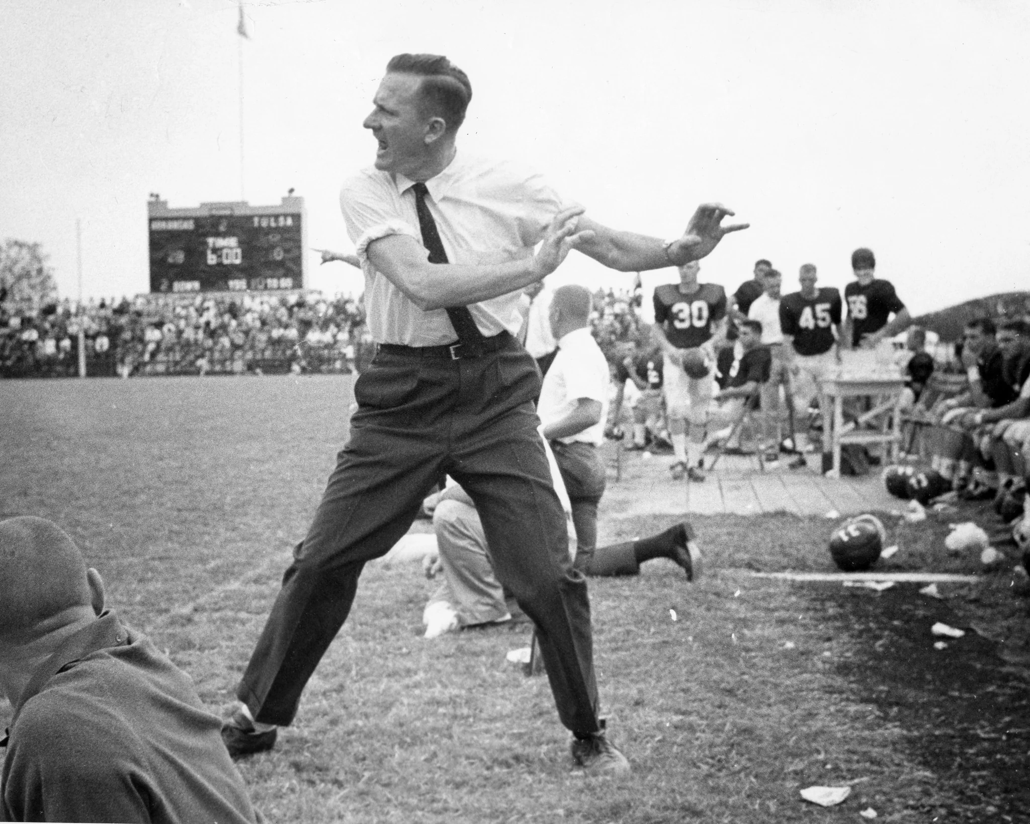 An Arkansas Legend: The Life & Legacy of Frank Broyles - Image 8