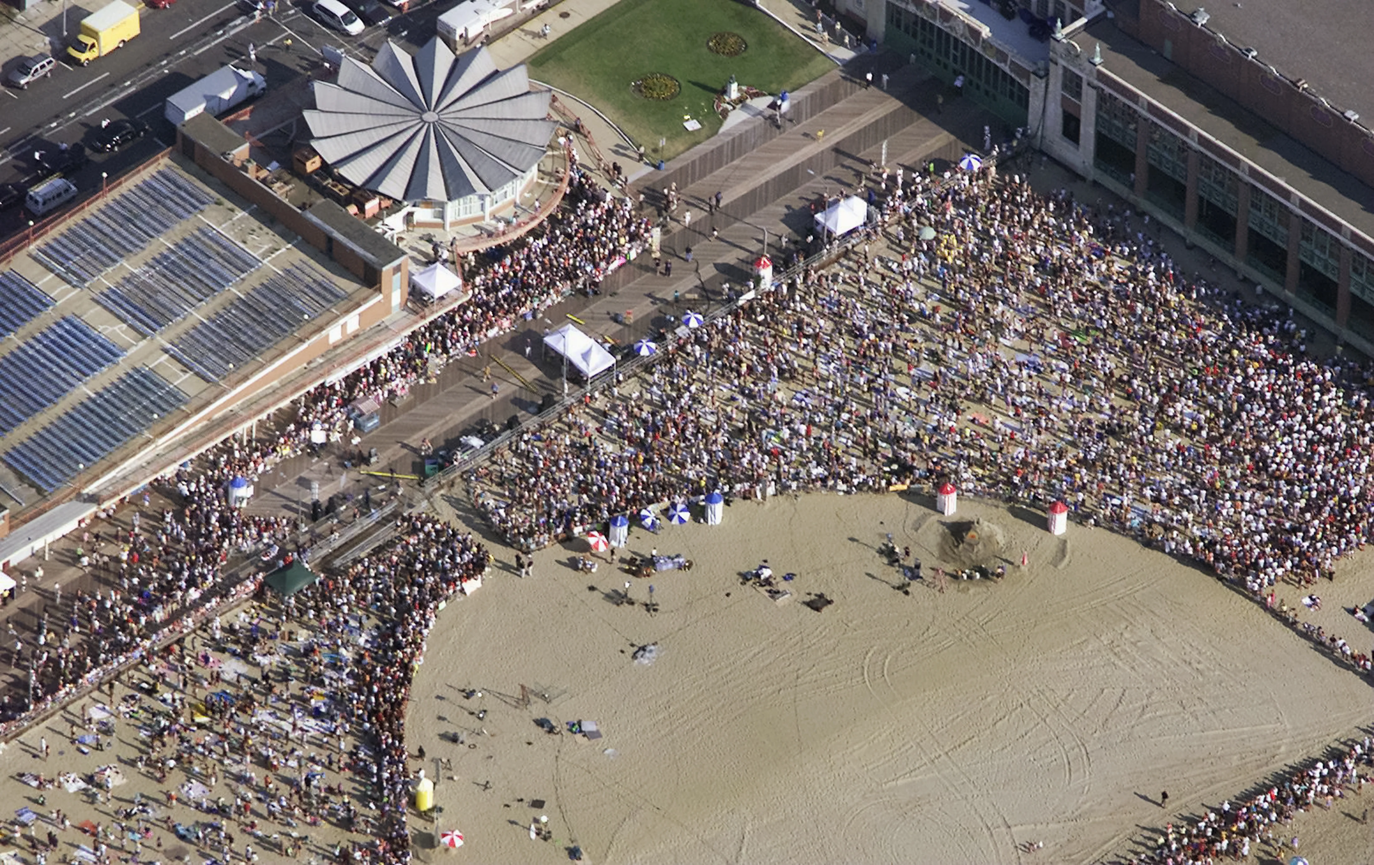 From Freehold to E Street: Six Decades of Bruce Springsteen - Image 21