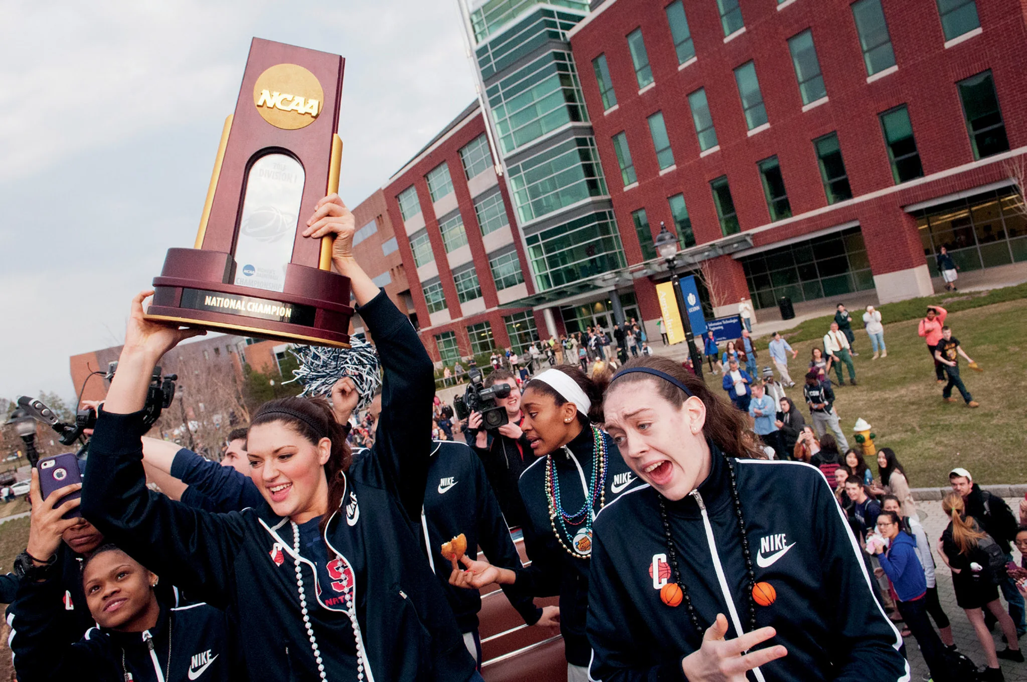 Dynasty: UConn's 10-Title Reign - Image 6