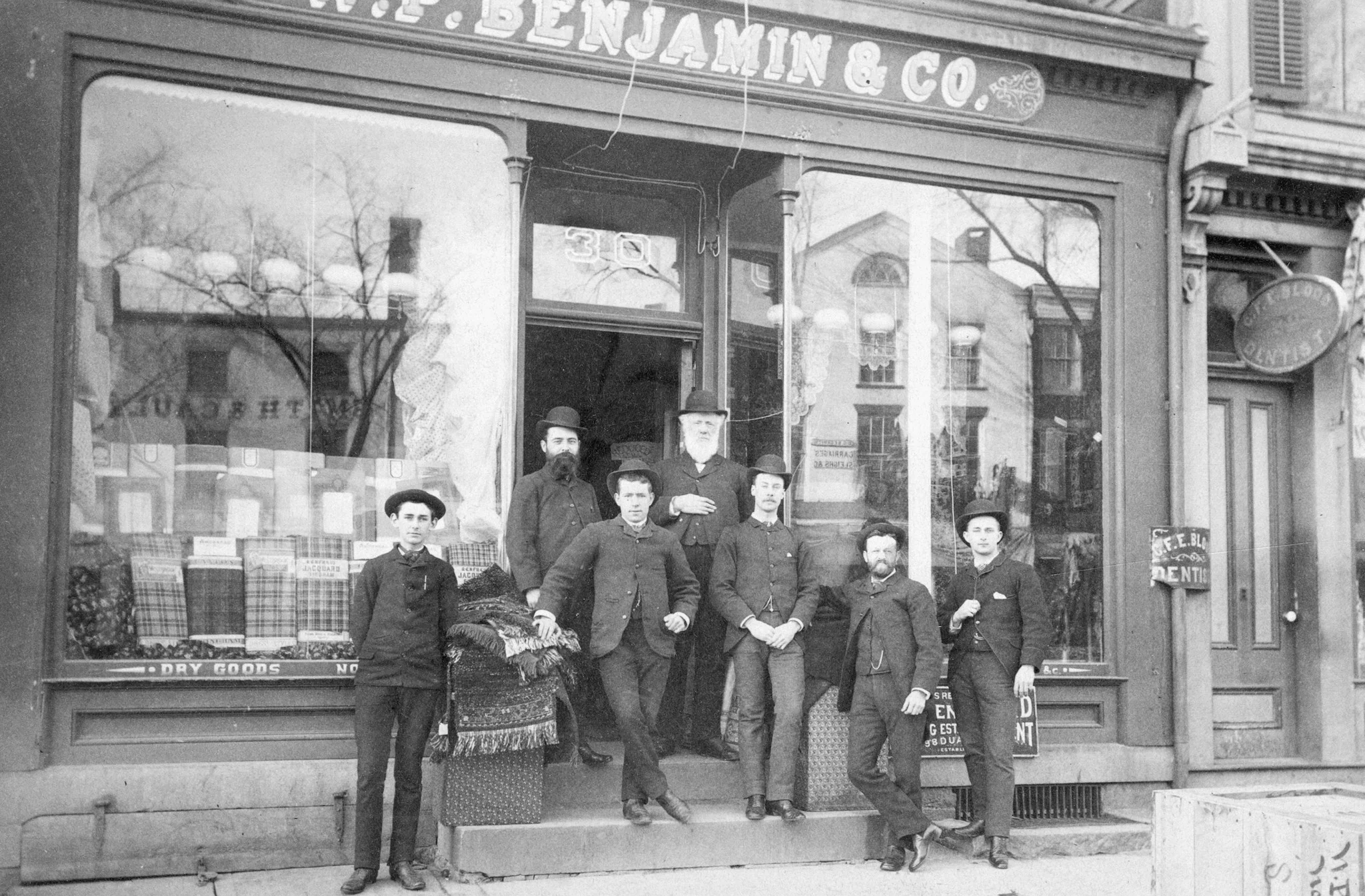 Looking Back: New London County: Vol. I - The 1860s - 1930s - Image 10