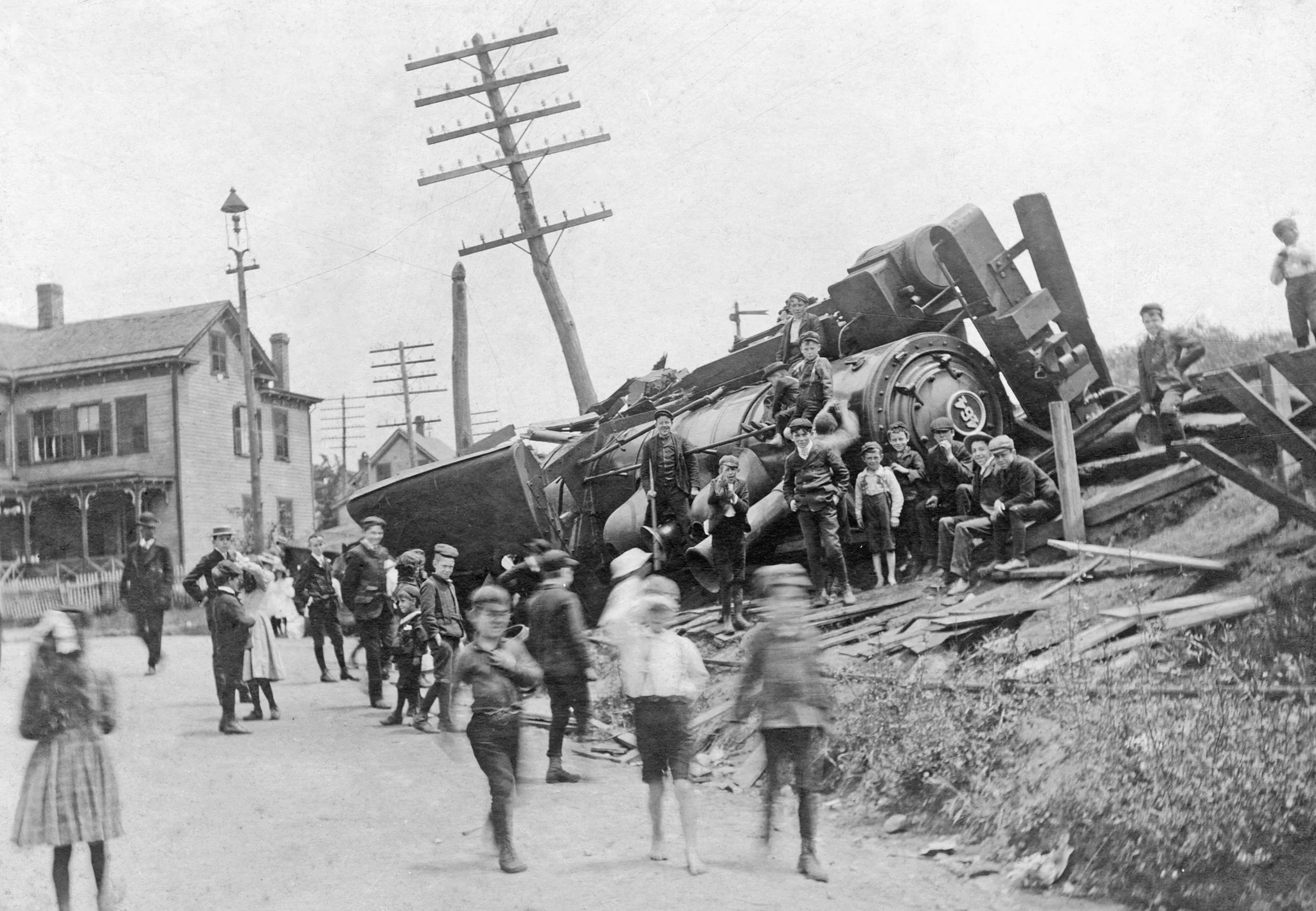 Looking Back: New London County: Vol. I - The 1860s - 1930s - Image 11