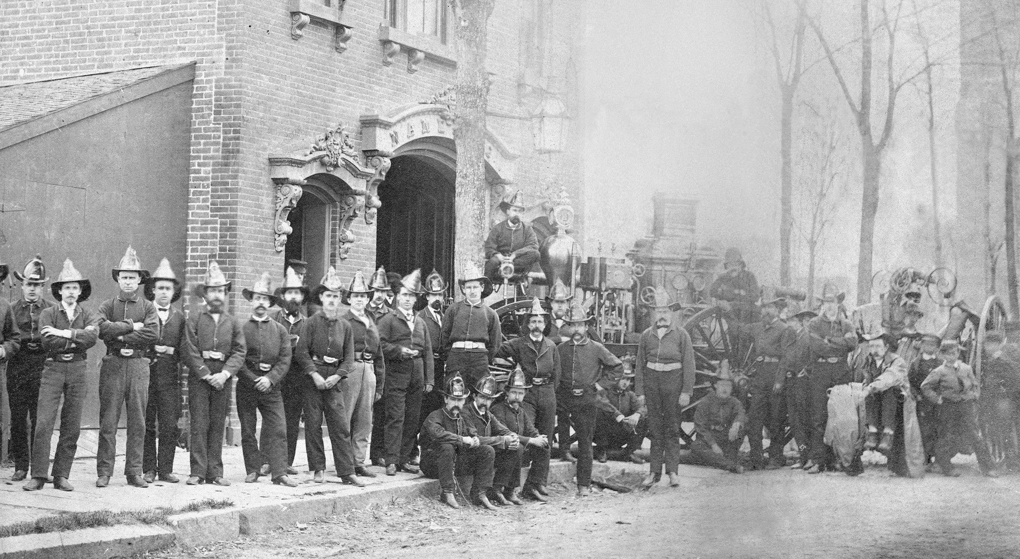 Looking Back: New London County: Vol. I - The 1860s - 1930s - Image 9