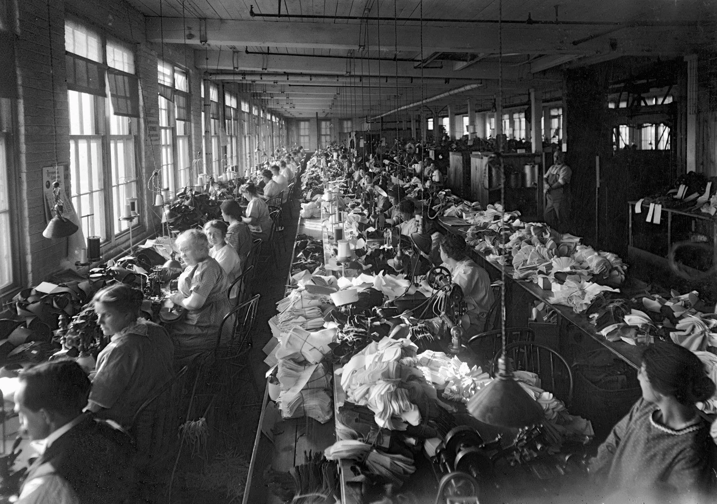 Newburyport 250th: 250 Years of Newburyport History Through the Eyes of The Daily News and its Readers - Image 17