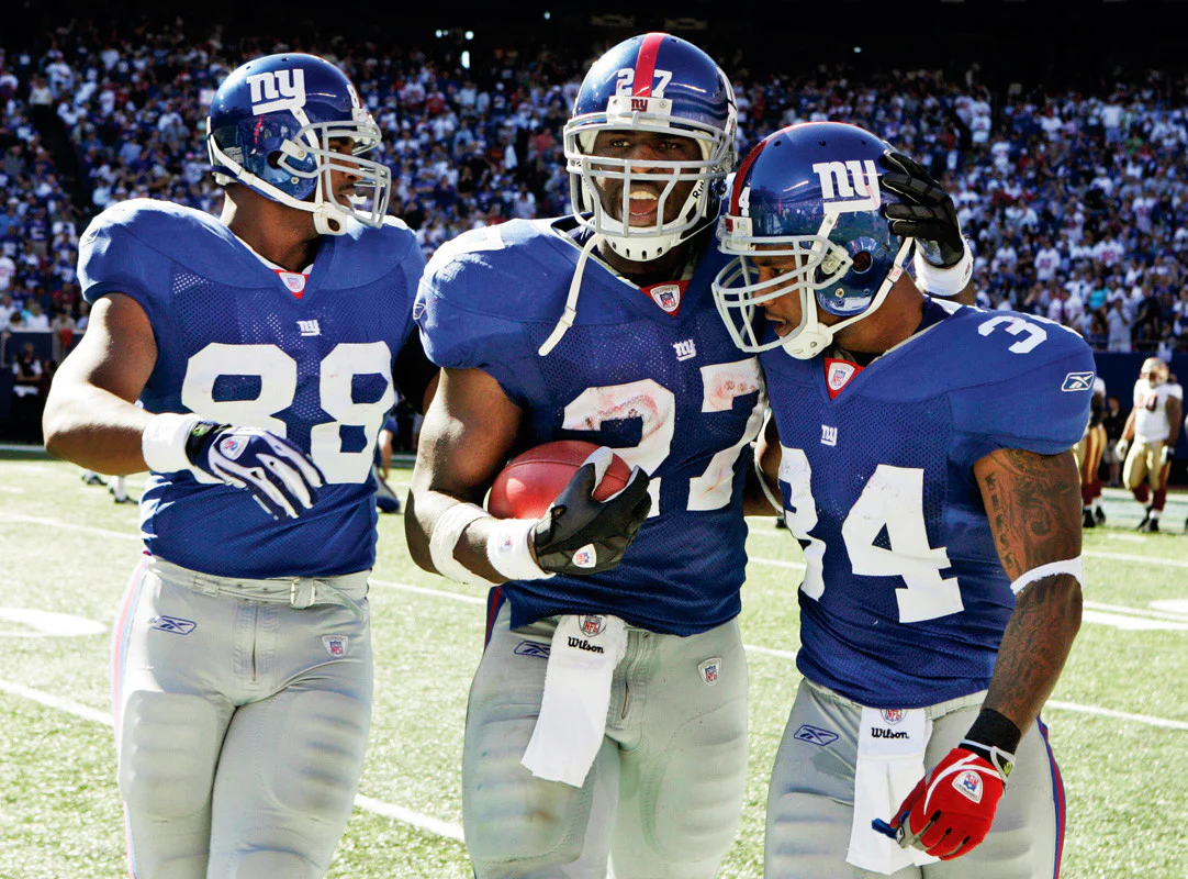 One Giant Leap: The Giants' Remarkable Run to the NFL Championship - Image 4