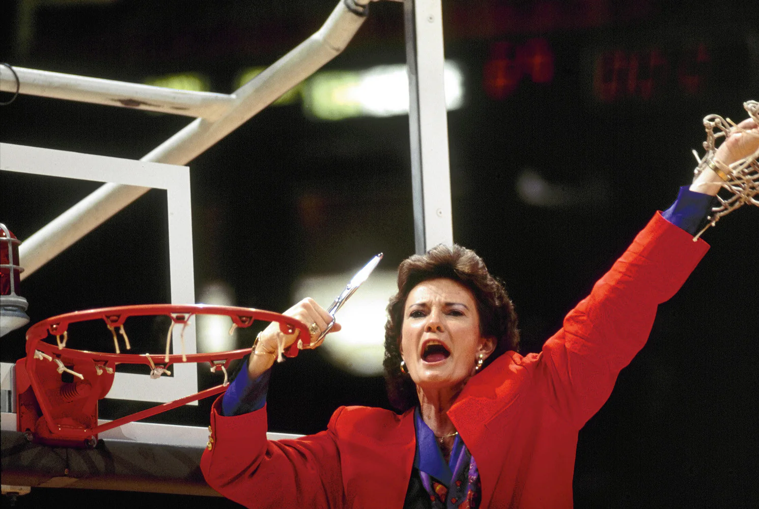Summitt: A Pictorial Retrospective of College Basketball's Greatest Coach - Image 13