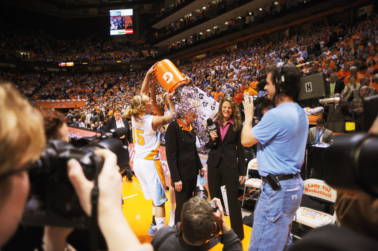 Summitt: A Pictorial Retrospective of College Basketball's Greatest Coach - Image 4