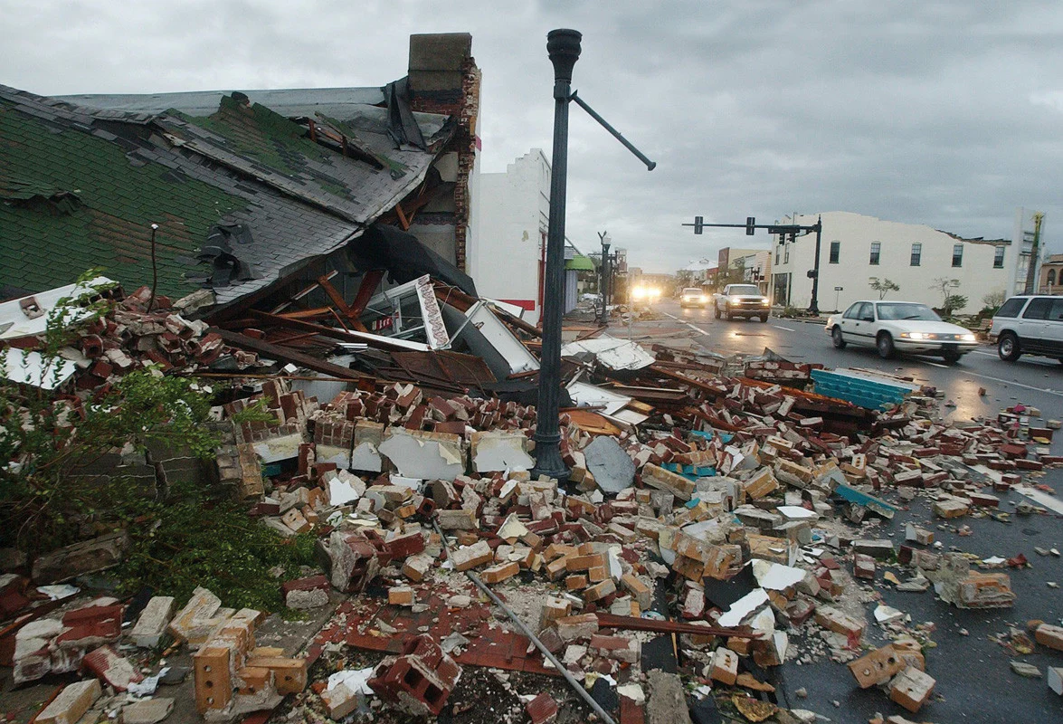 Savage Storms: Hurricane Season 2004 - Image 9