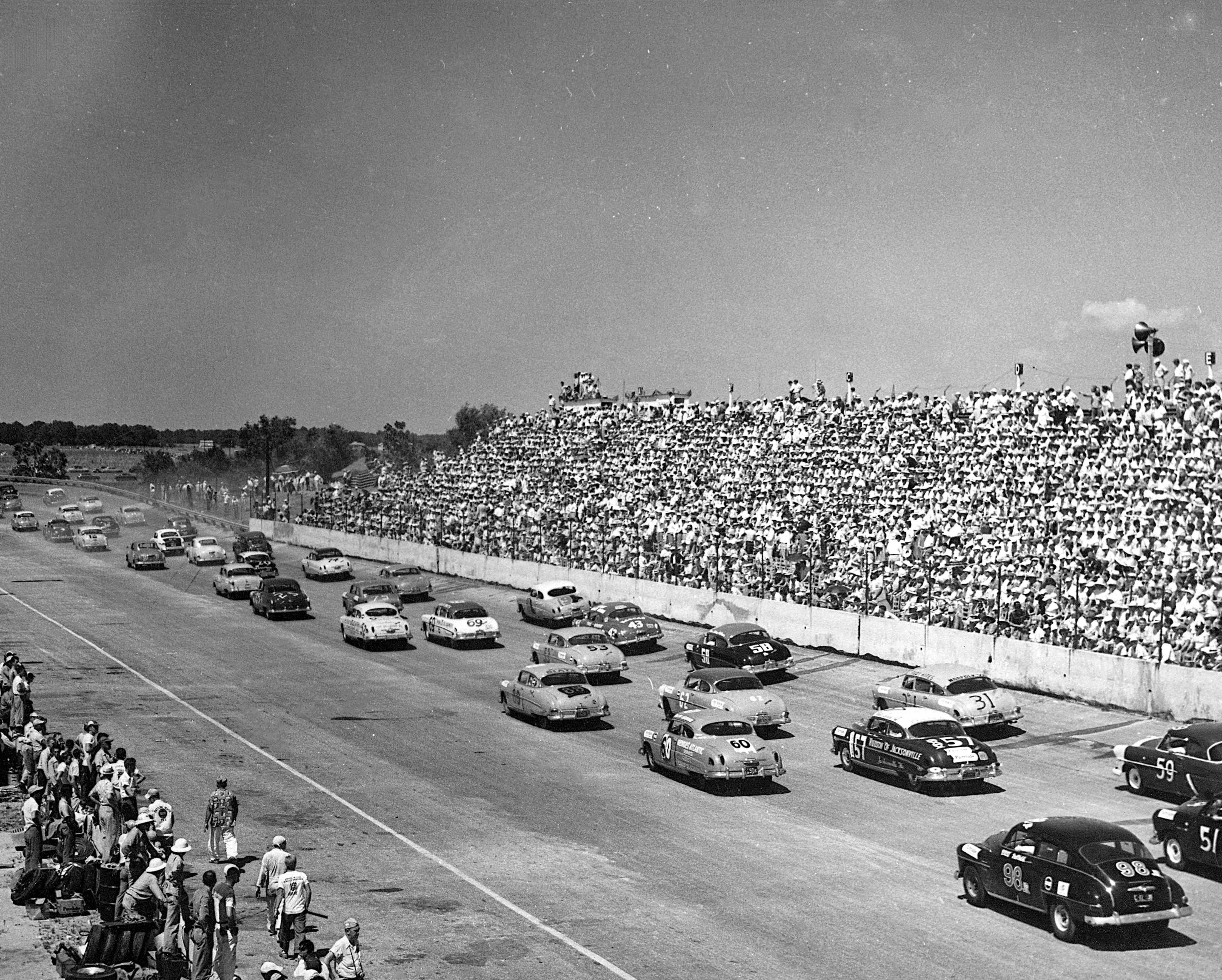 Southern 500: 70 Years of Thrills and Chills, Drama and Dents at Darlington Raceway - Image 5
