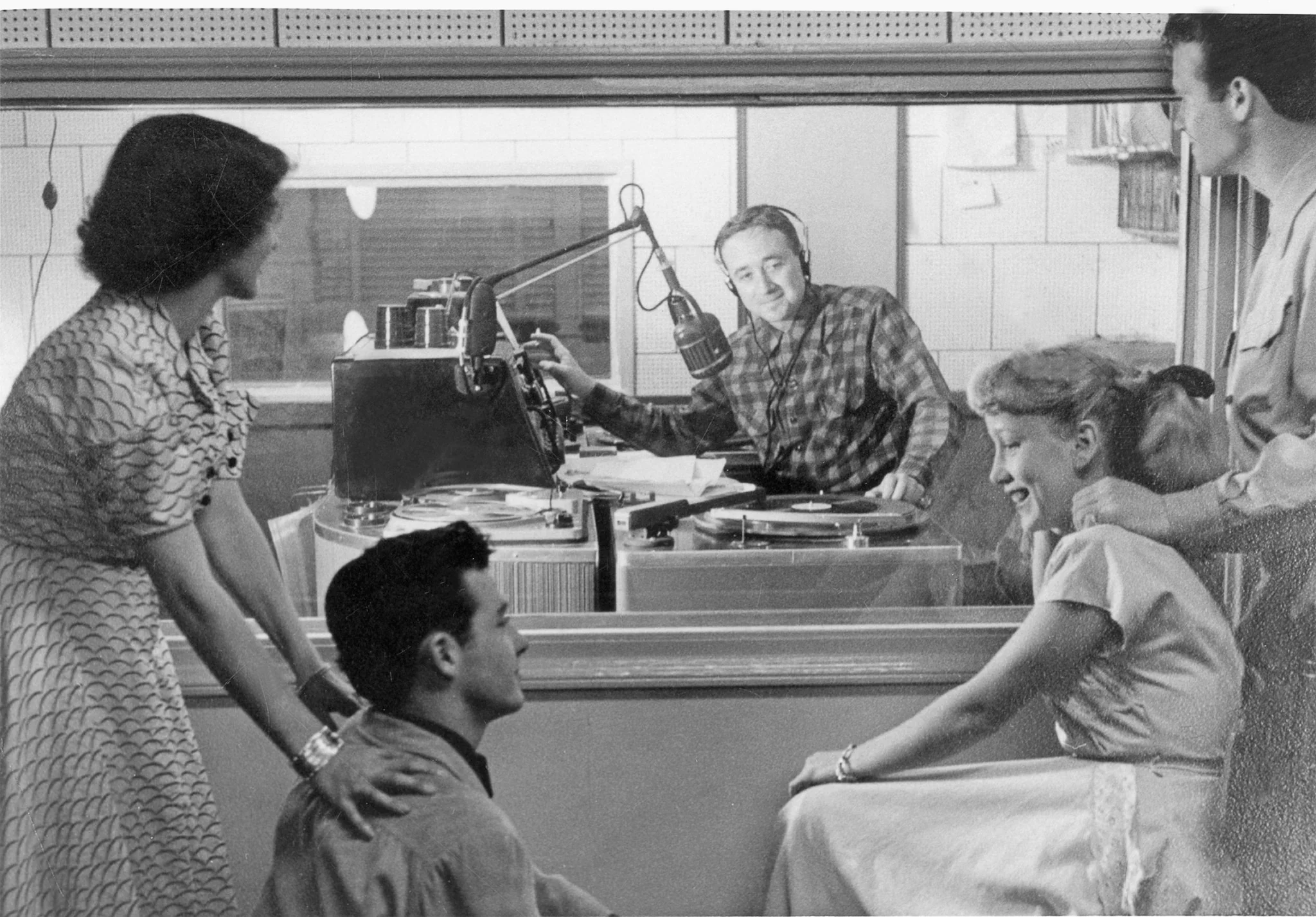 Looking Back: Ventura County: Great Depression through WWII - Image 4