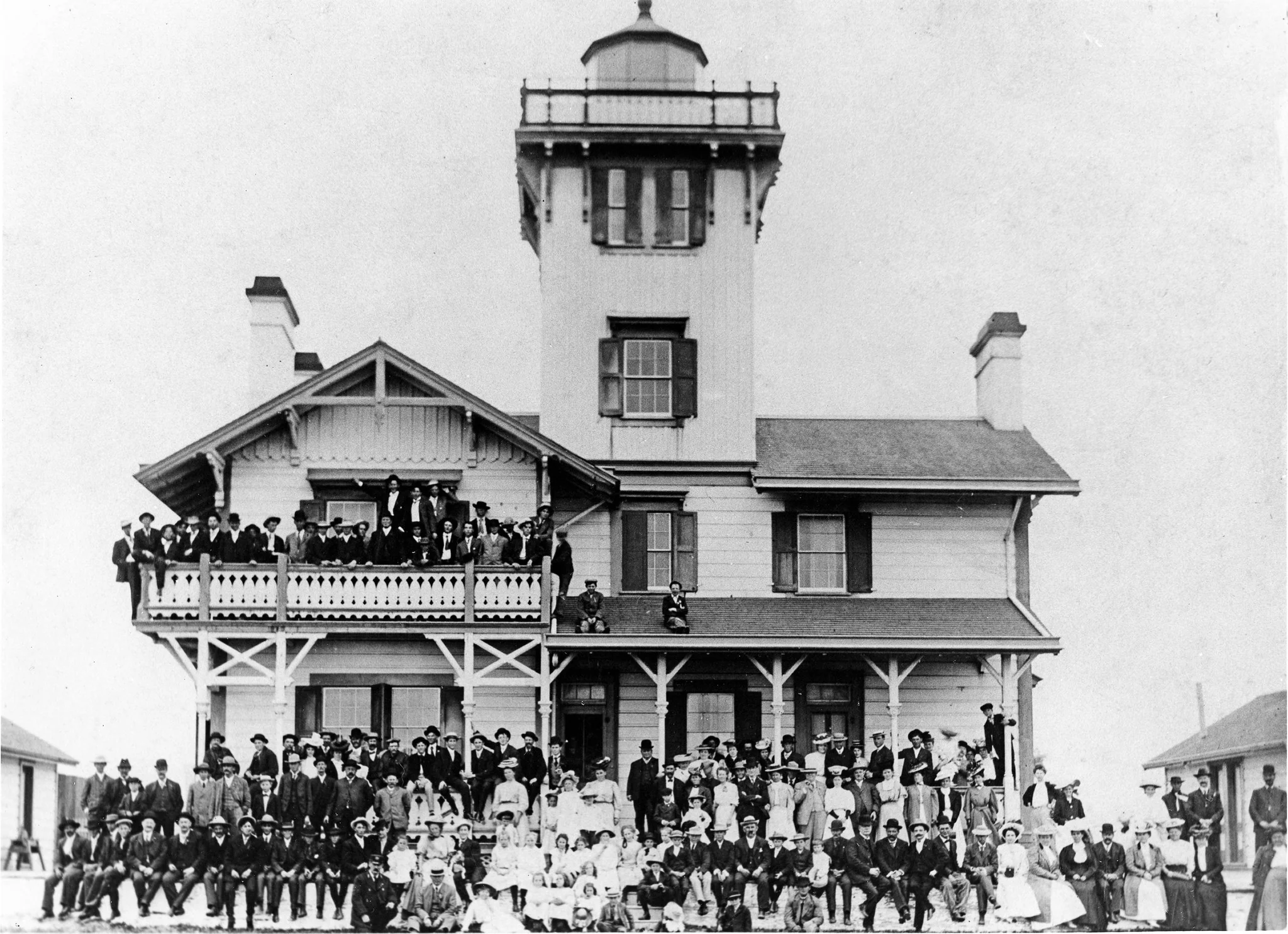 Looking Back: Ventura County: Volume I - The Early Years - Image 11