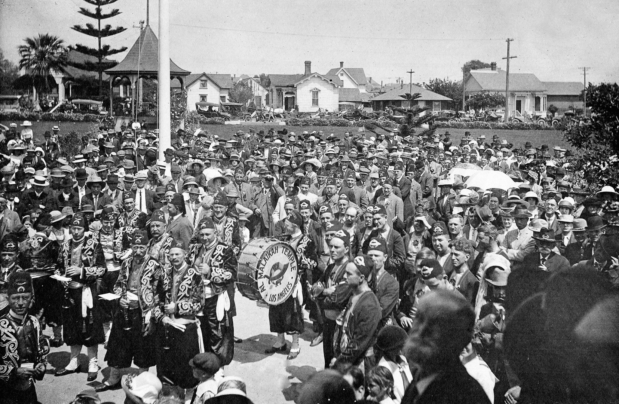 Looking Back: Ventura County: Volume I - The Early Years - Image 4