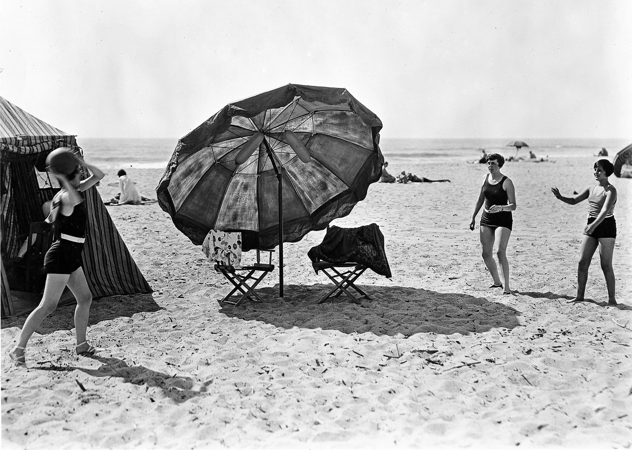 Looking Back: Ventura County: Volume I - The Early Years - Image 7